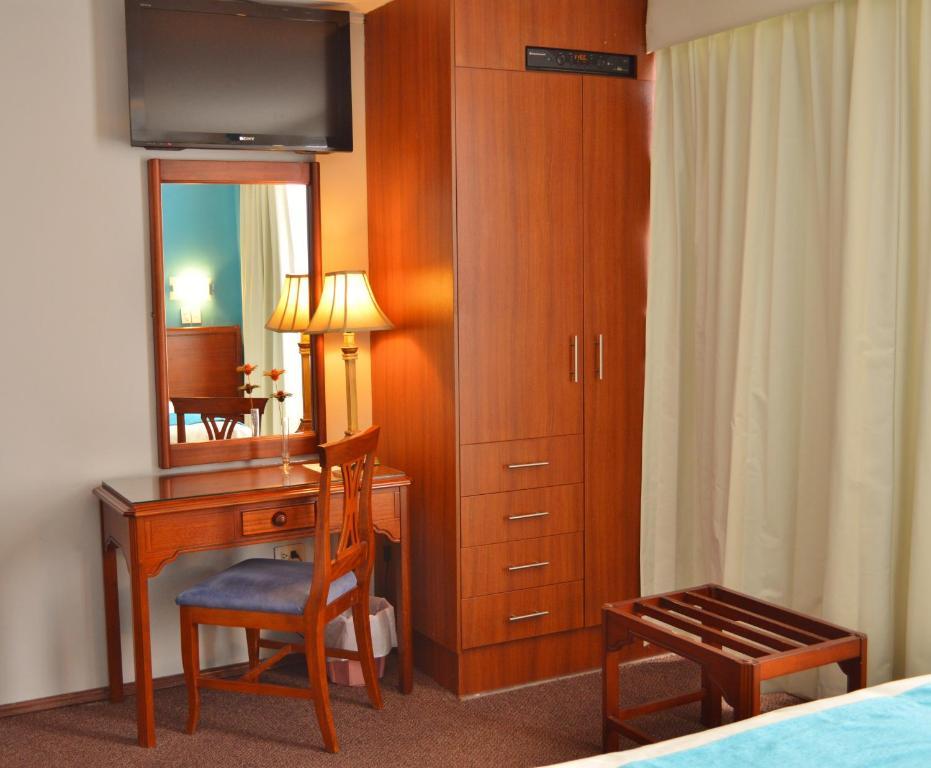 Hotel La Carolina Quito
